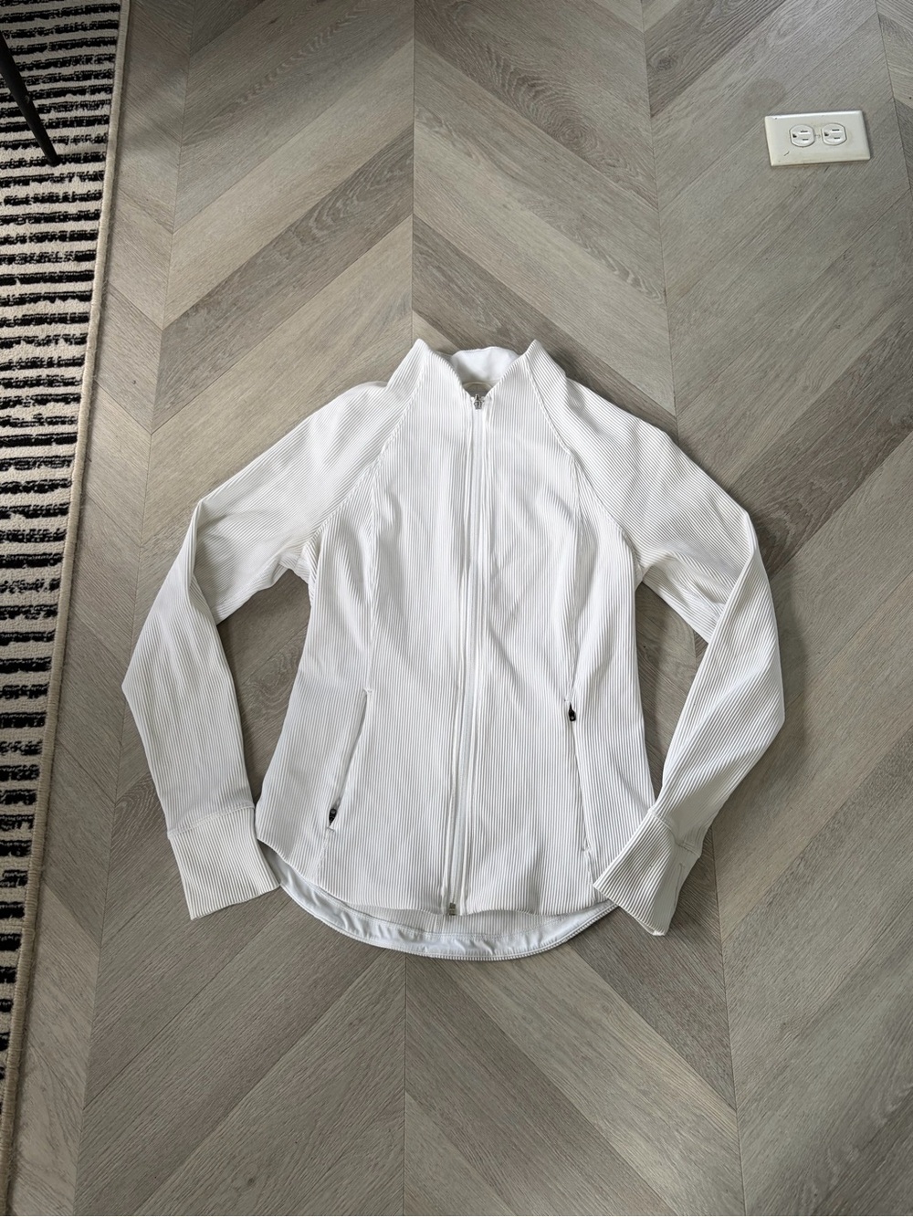 Athleta zip up jacket